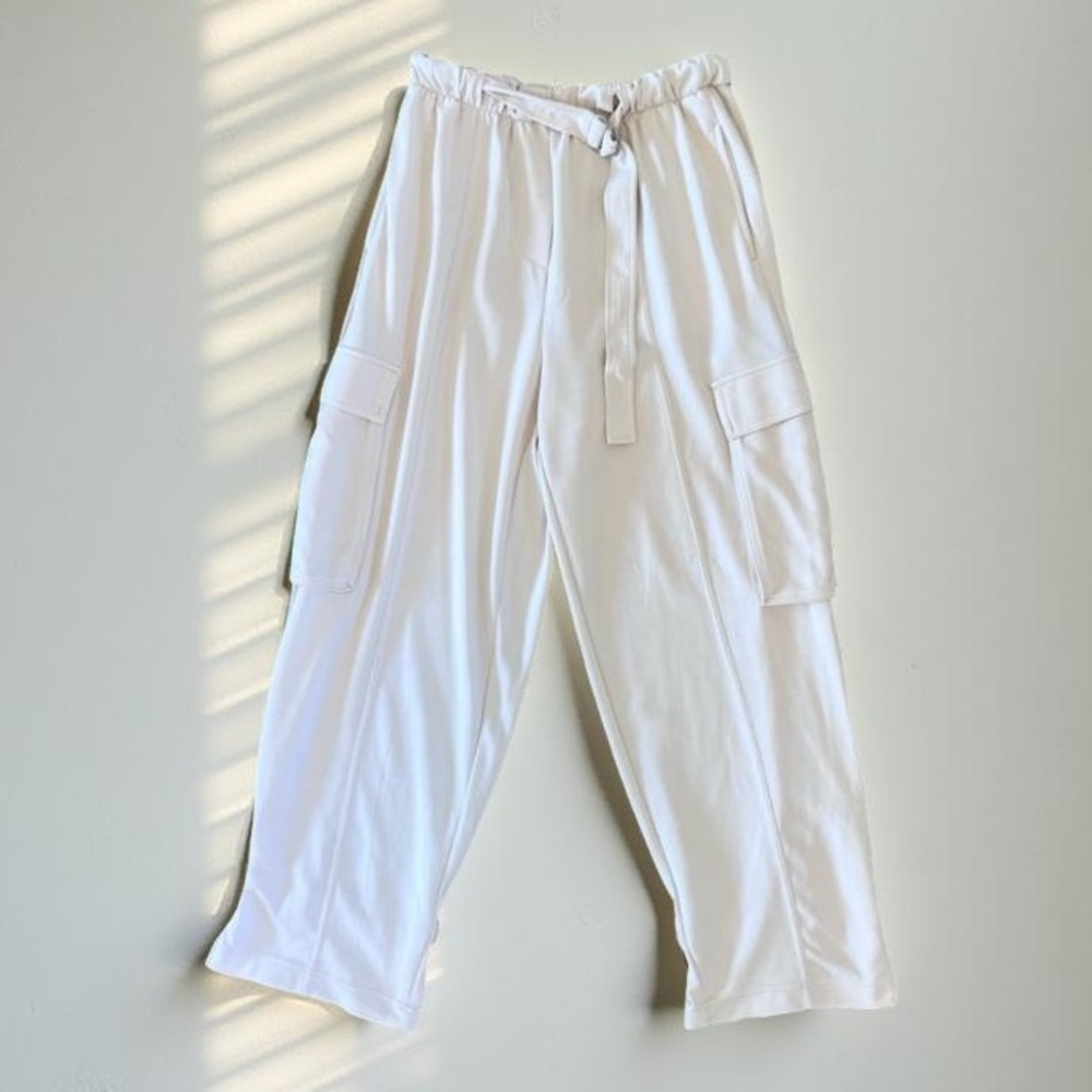 NWOT Oysho cargo utility pants